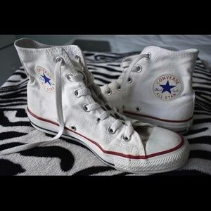 White high top converse : chuck taylor all star